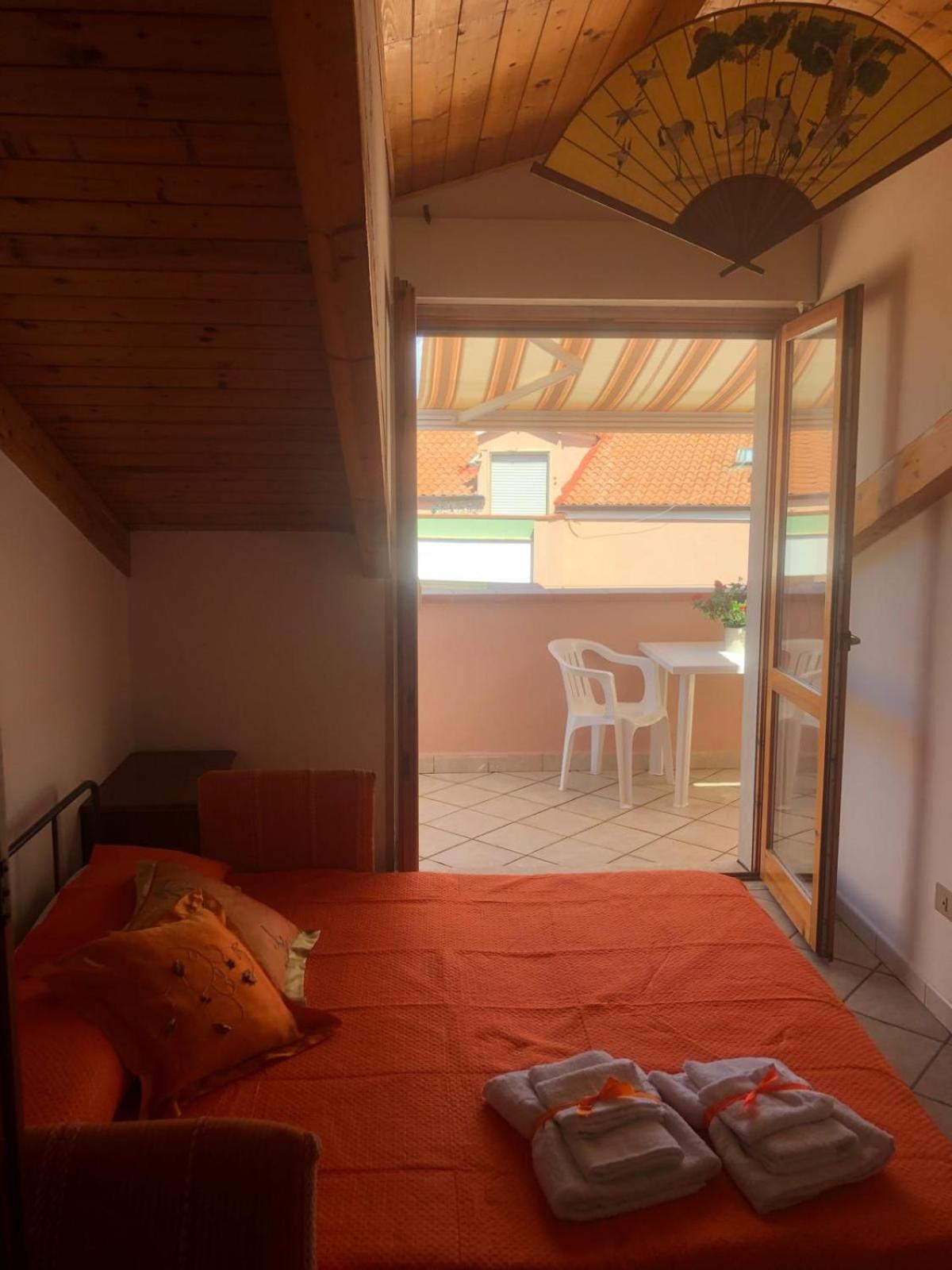 Casa Nando Relax E Comfort Home Ascea Bagian luar foto